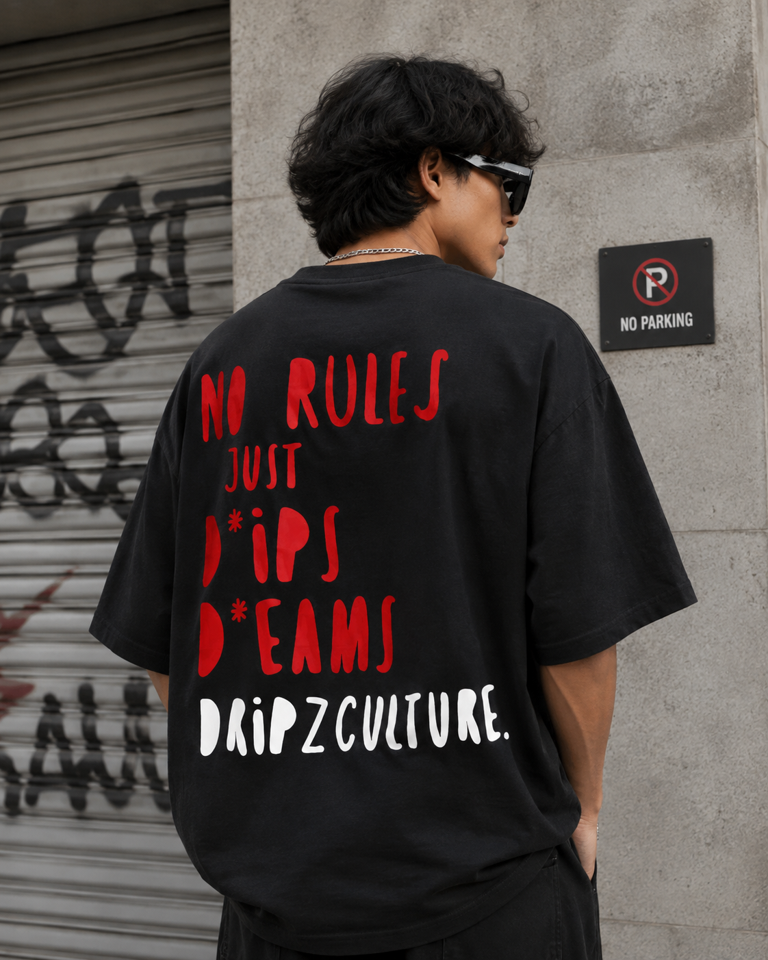 OVERSIZED T-SHIRTS